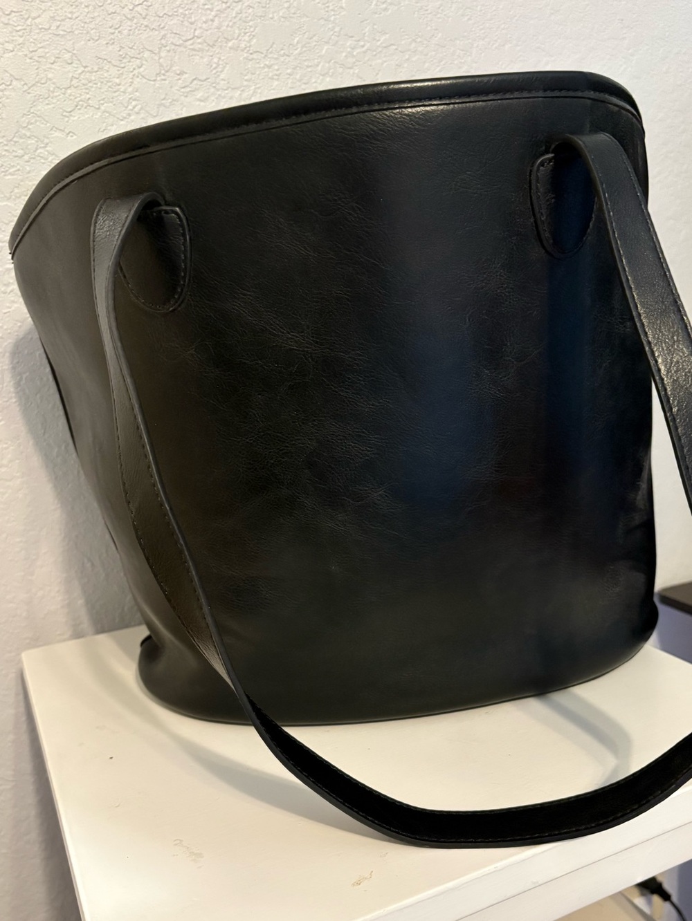 Abercrombie & Fitch faux leather slouchy bag (Khaite look)